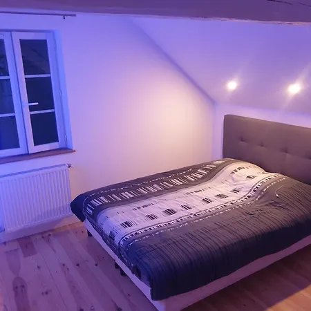 Maison 2 *