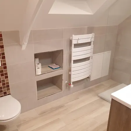 Maison 2 *